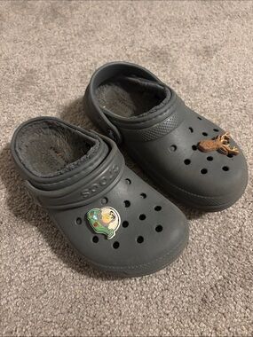Lined Crocs